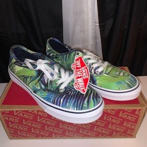 Never been worn Vans